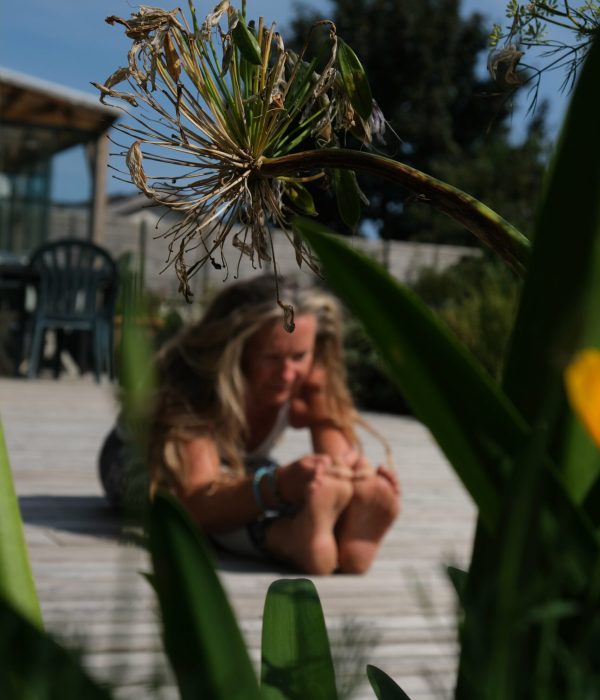 espace-yoga-baden-pascimottanasana